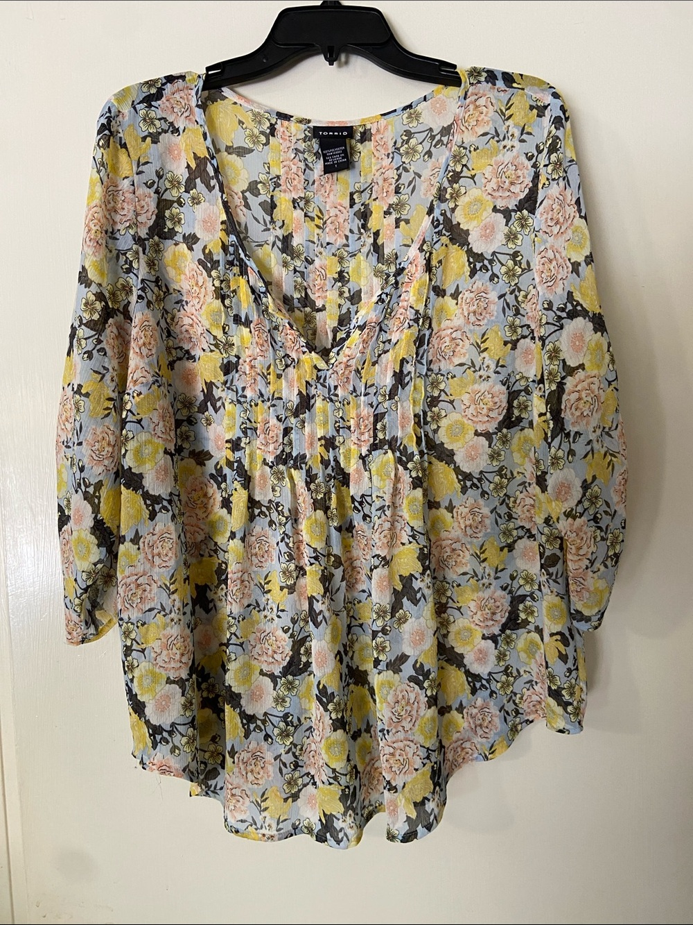 torrid Floral Pintuck V-Neck Blouse in Yellow, Pink & Blue